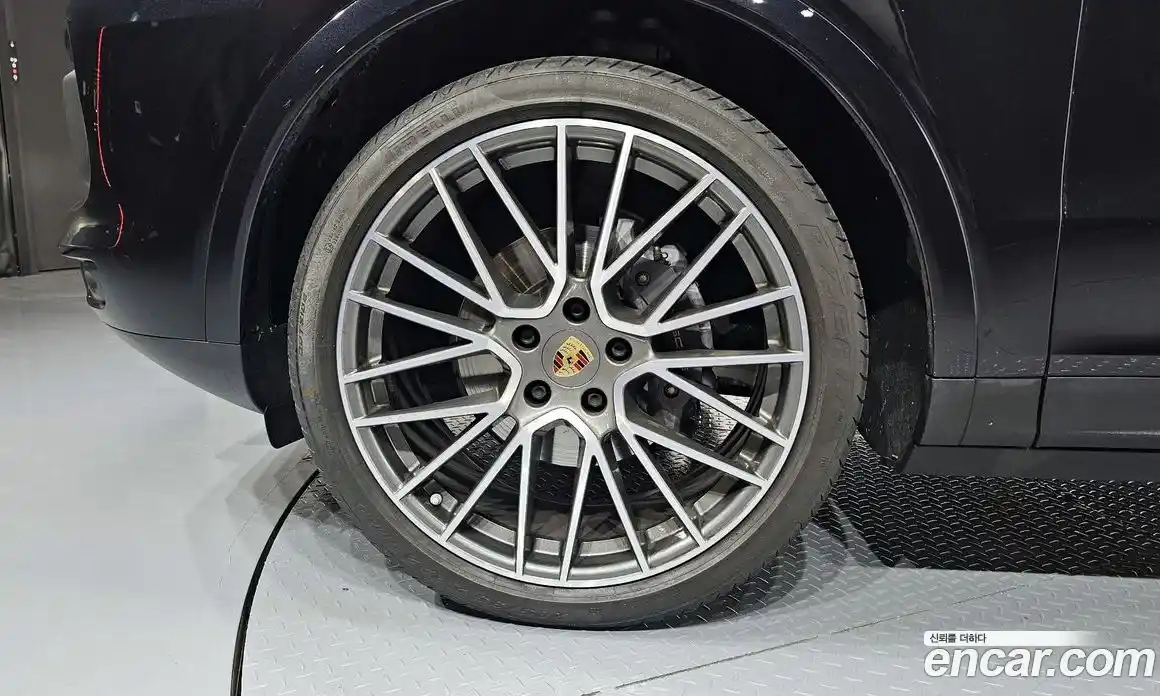 Porsche Cayenne 2022 3.0 Автомат в Москве № 197249, фото 15