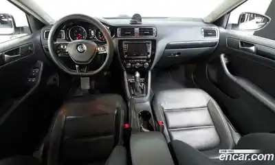 Volkswagen Jetta 2015 2.0 Автомат в Москве № 199136, миниатюра 5