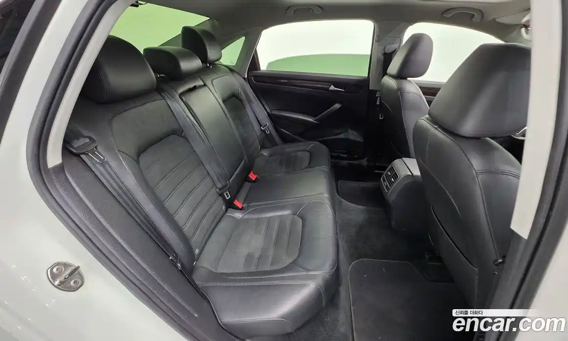 Volkswagen Passat 2014 2.5 Автомат в Москве № 199183, фото 13