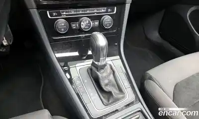 Volkswagen Golf, 2016