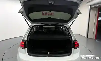 Volkswagen Golf 2016 2.0 Автомат в Москве № 199194, миниатюра 4