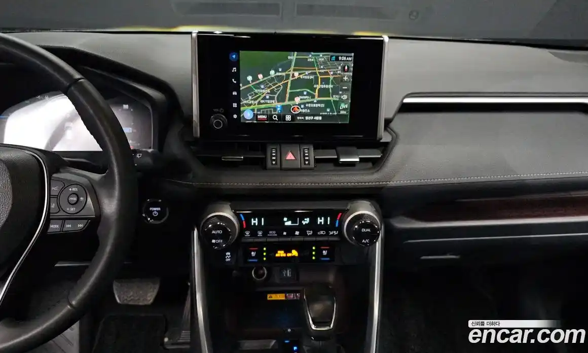 Toyota RAV4 2024 2.5 Автомат в Москве № 199570, фото 8