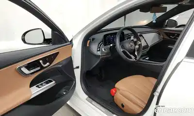 Mercedes-Benz E-Class, 2025