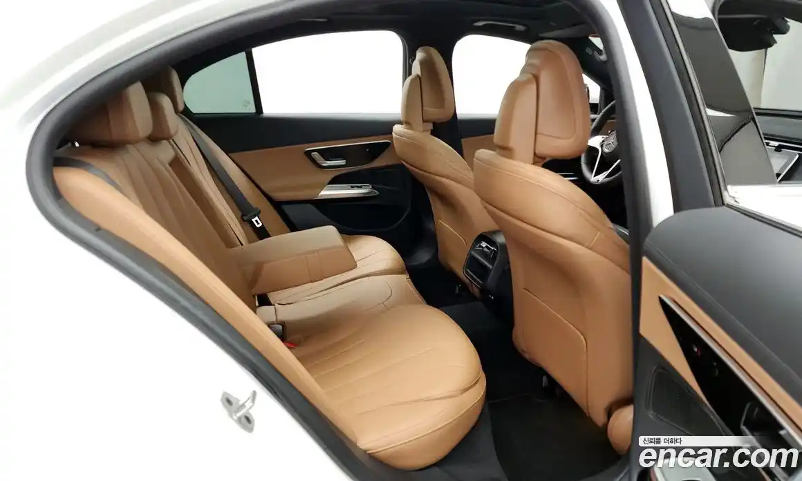 Mercedes-Benz E-Class 2025 2.0 Автомат в Москве № 200578, фото 13