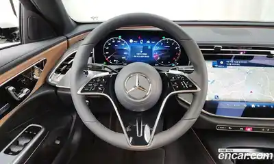 Mercedes-Benz E-Class 2025 2.0 Автомат в Москве № 200578, миниатюра 2