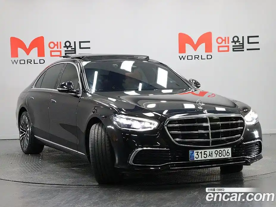 Mercedes-Benz S-Class 2023 3.0 Автомат в Москве № 202000, фото 3