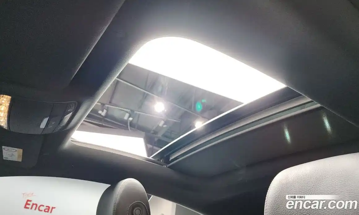 Mercedes-Benz E-Class 2023 2.0 Автомат в Москве № 205409, фото 19