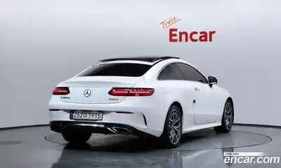 Mercedes-Benz E-Class 2023 2.0 Автомат в Москве № 205409, миниатюра 2