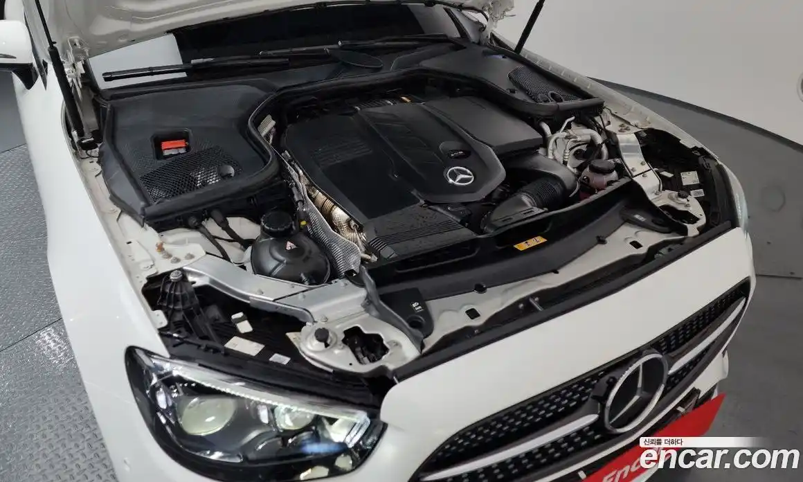 Mercedes-Benz E-Class 2023 2.0 Автомат в Москве № 205409, фото 6