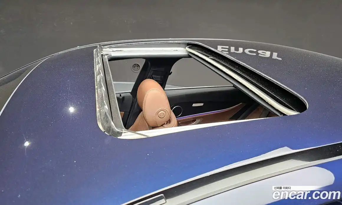 Mercedes-Benz E-Class 2023 2.0 Автомат в Москве № 206562, фото 19