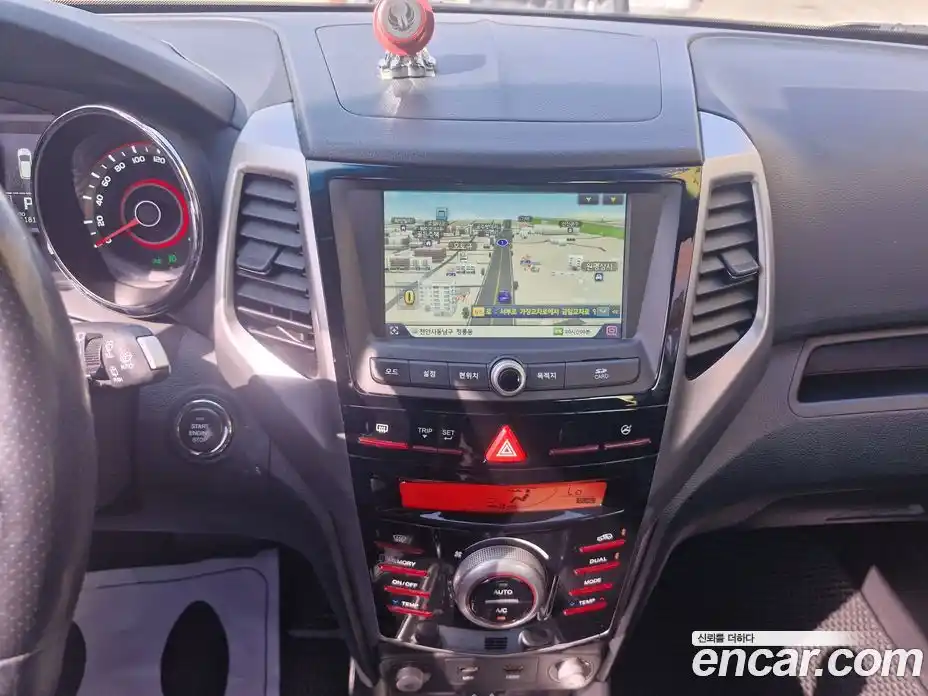 SsangYong TIBOLI 2016 1.6 Автомат в Москве № 208560, фото 13