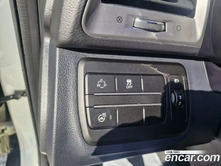 SsangYong TIBOLI 2016 1.6 Автомат в Москве № 208560, фото 18