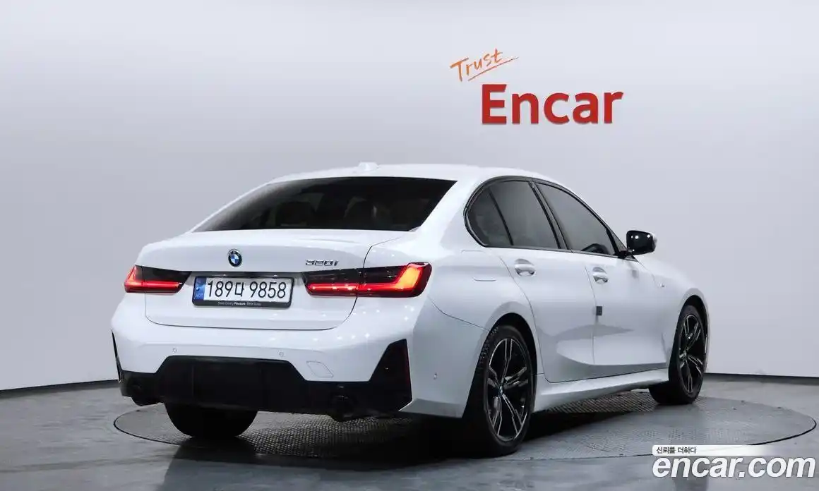 BMW 3-Series 2024 2.0 Автомат в Москве № 210453, фото 16