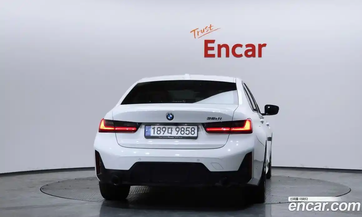 BMW 3-Series 2024 2.0 Автомат в Москве № 210453, фото 18