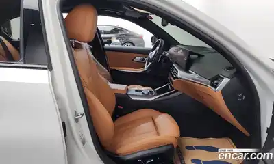 BMW 3-Series 2024 2.0 Автомат в Москве № 210453, миниатюра 10