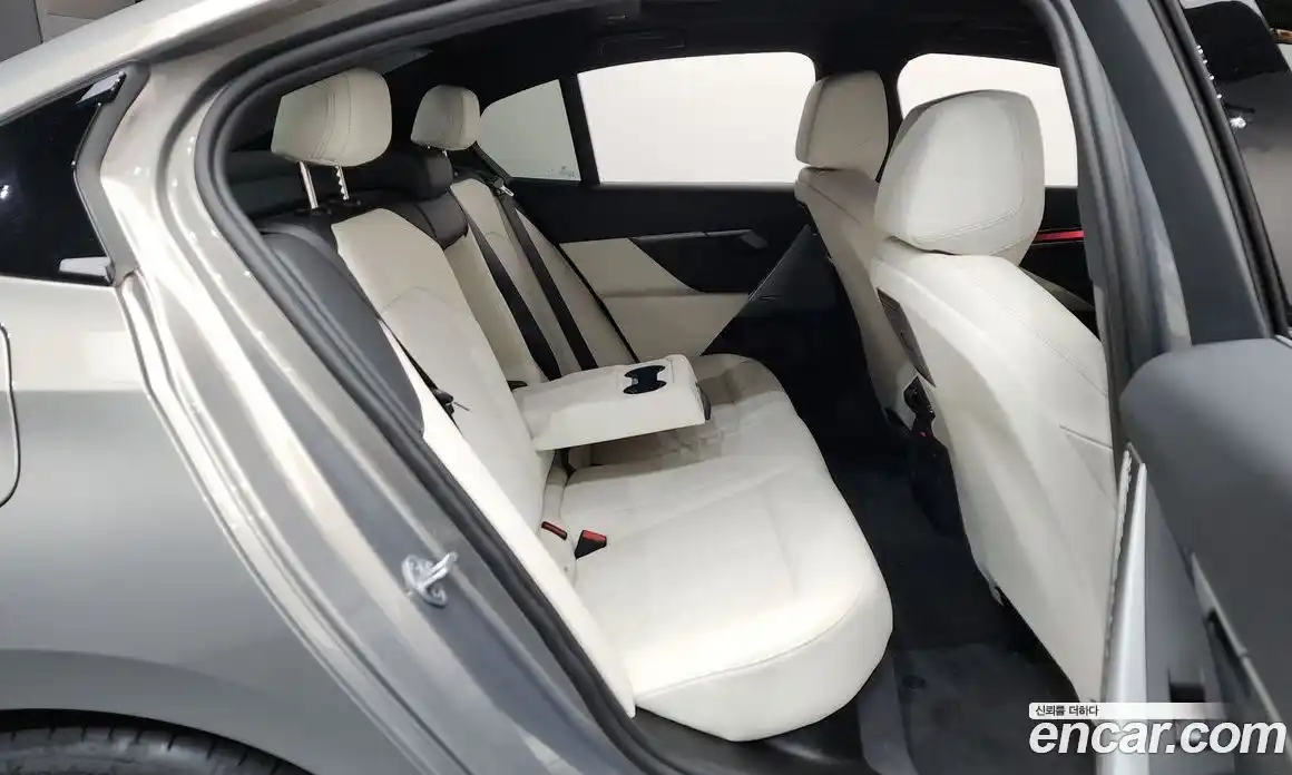 BMW 5-Series 2025 2.0 Автомат в Москве № 211065, фото 12