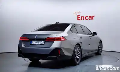 BMW 5-Series 2025 2.0 Автомат в Москве № 211065, миниатюра 2