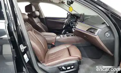 BMW 5-Series 2022 2.0 Автомат в Москве № 211349, миниатюра 6
