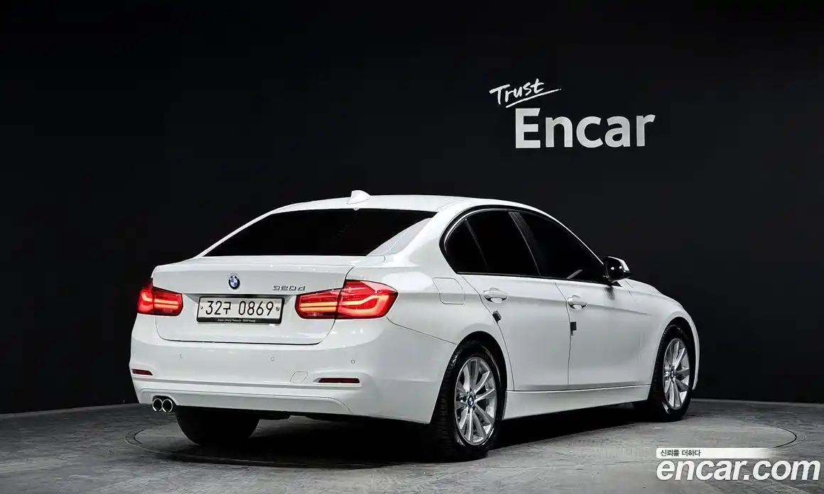 BMW 3-Series 2016 2.0 Автомат в Москве № 211632, фото 15