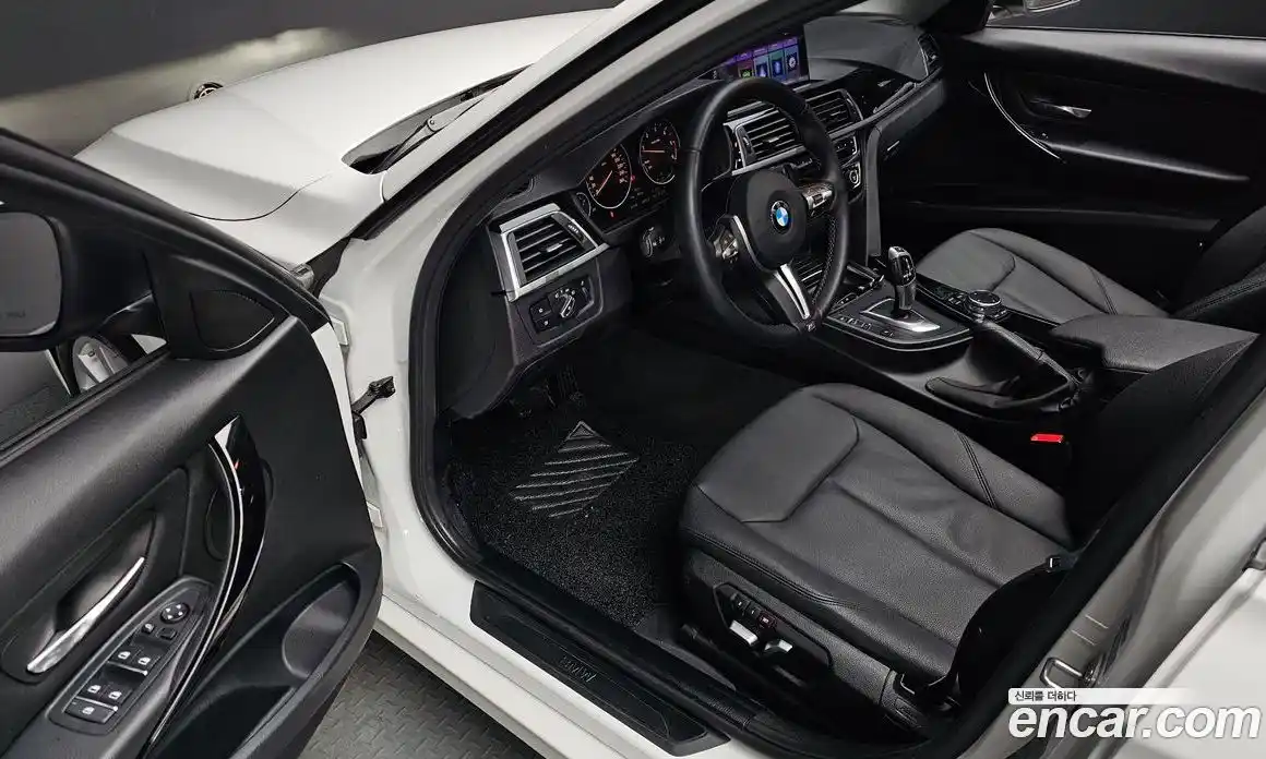 BMW 3-Series 2016 2.0 Автомат в Москве № 211632, фото 16