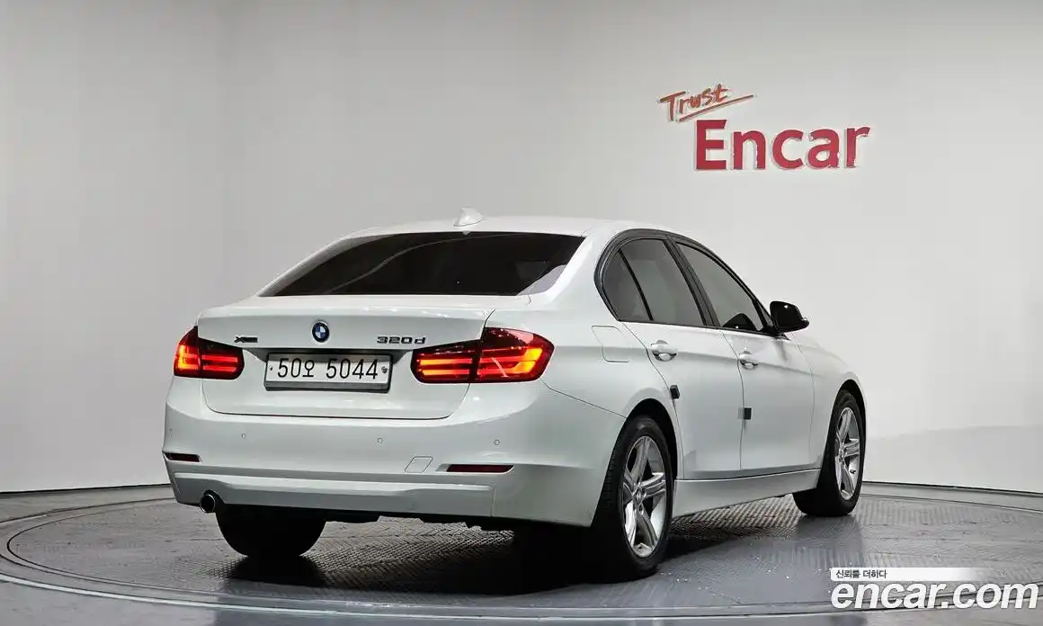 BMW 3-Series 2015 2.0 Автомат в Москве № 211690, фото 5