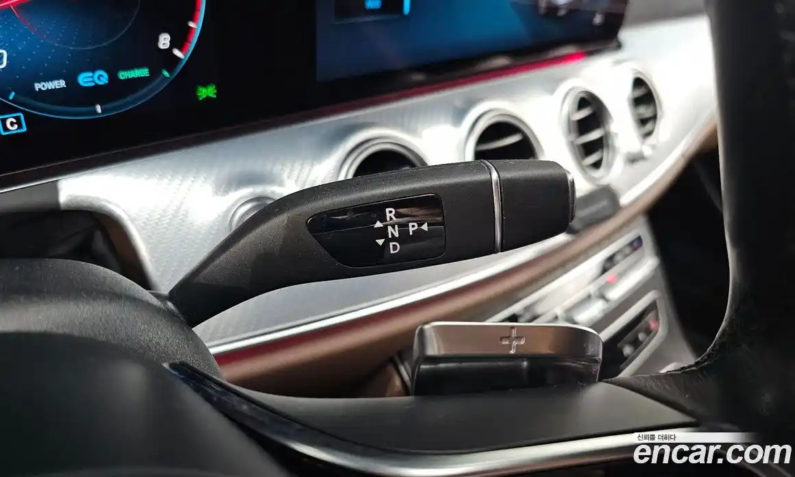 Mercedes-Benz E-Class 2021 2.0 Автомат в Москве № 212018, фото 19