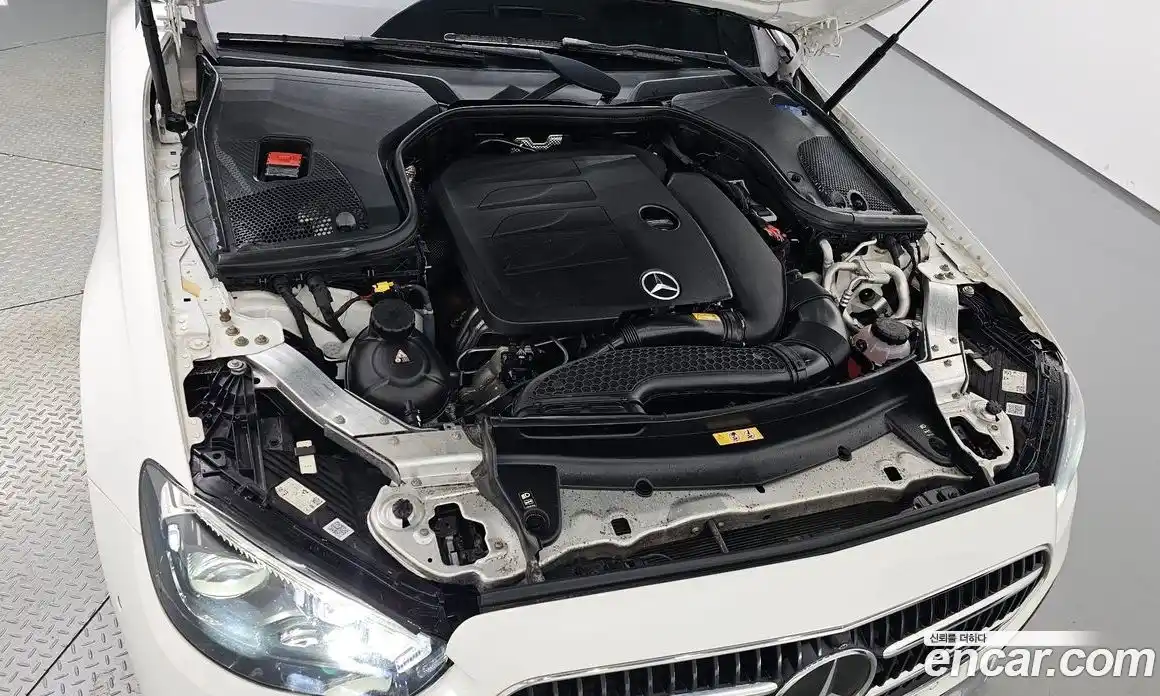 Mercedes-Benz E-Class 2021 2.0 Автомат в Москве № 212018, фото 7