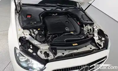 Mercedes-Benz E-Class 2021 2.0 Автомат в Москве № 212018, миниатюра 7