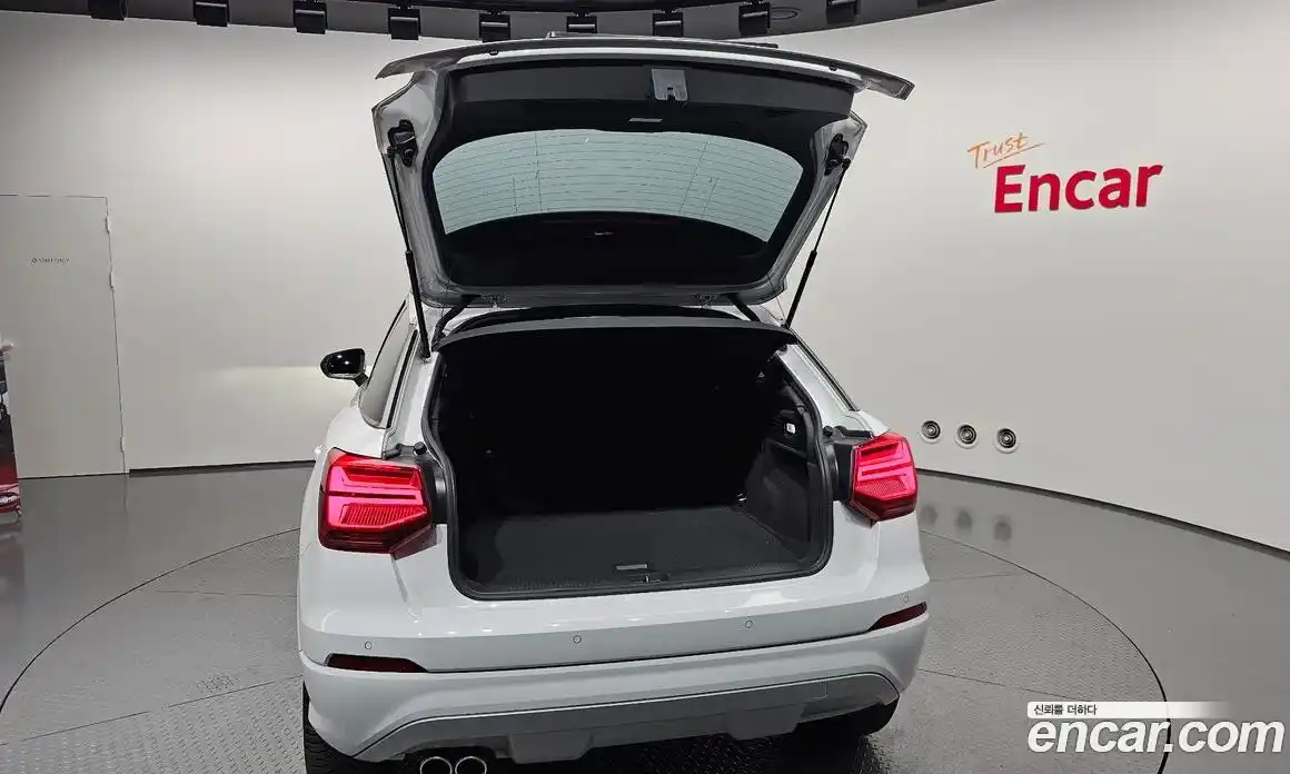 Audi Q2 2020 2.0 Автомат в Москве № 212363, фото 9