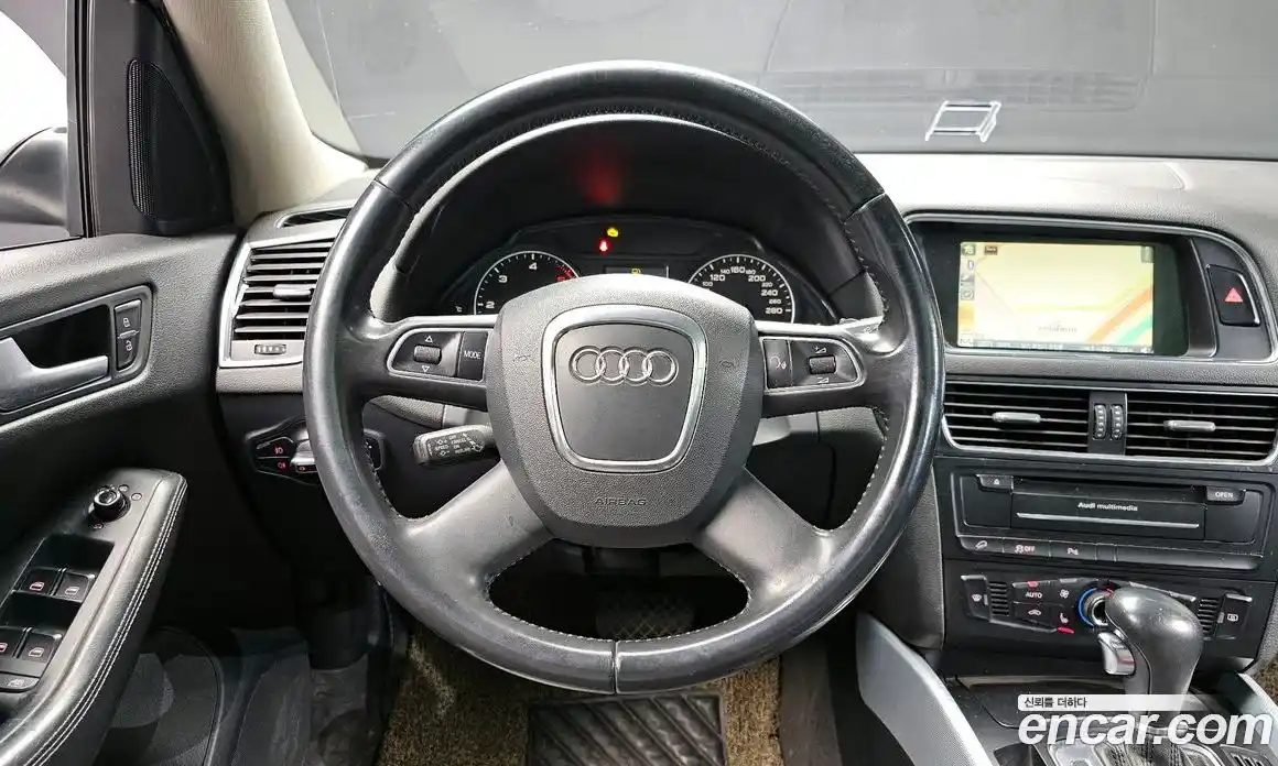 Audi Q5 2012 2.0 Автомат в Москве № 212686, фото 16