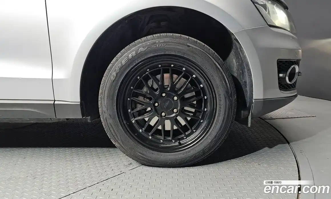 Audi Q5 2012 2.0 Автомат в Москве № 212686, фото 3