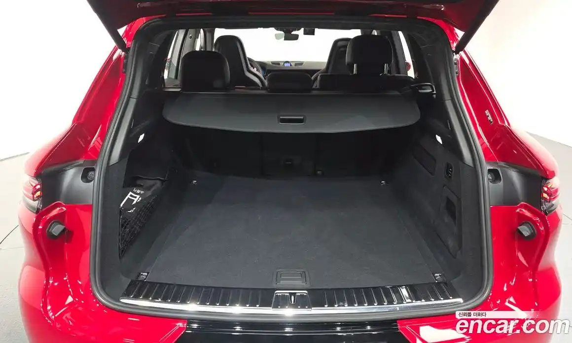 Porsche Cayenne 2025 4.0 Автомат в Москве № 213061, фото 9