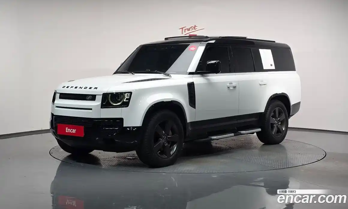 Land Rover Defender 2023 3.0 Автомат в Москве № 213393, фото 16