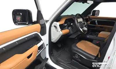 Land Rover Defender 2023 3.0 Автомат в Москве № 213393, миниатюра 2