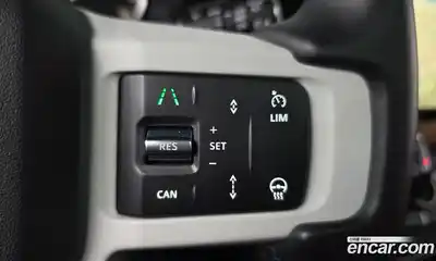 Land Rover Defender 2023 3.0 Автомат в Москве № 213393, миниатюра 3