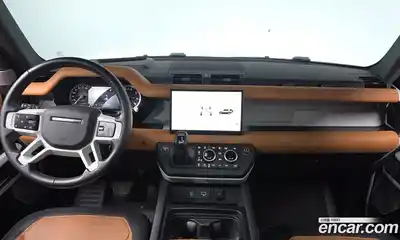 Land Rover Defender 2023 3.0 Автомат в Москве № 213393, миниатюра 7