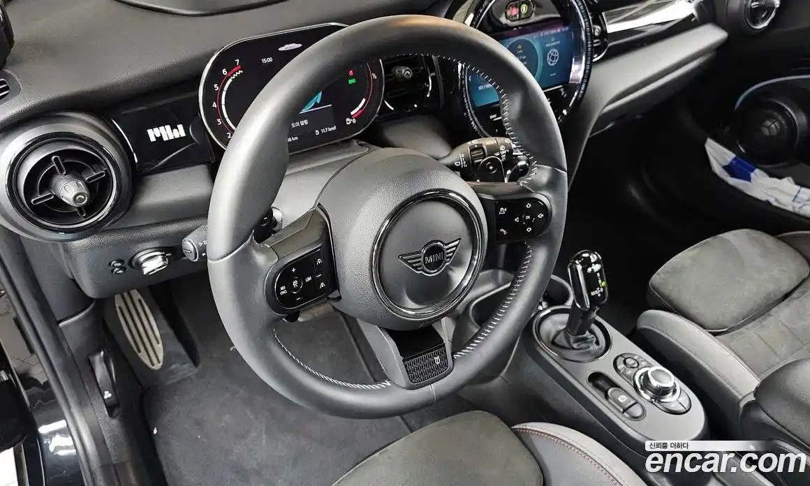 Mini Cooper 2023 2.0 Автомат в Москве № 214216, фото 8