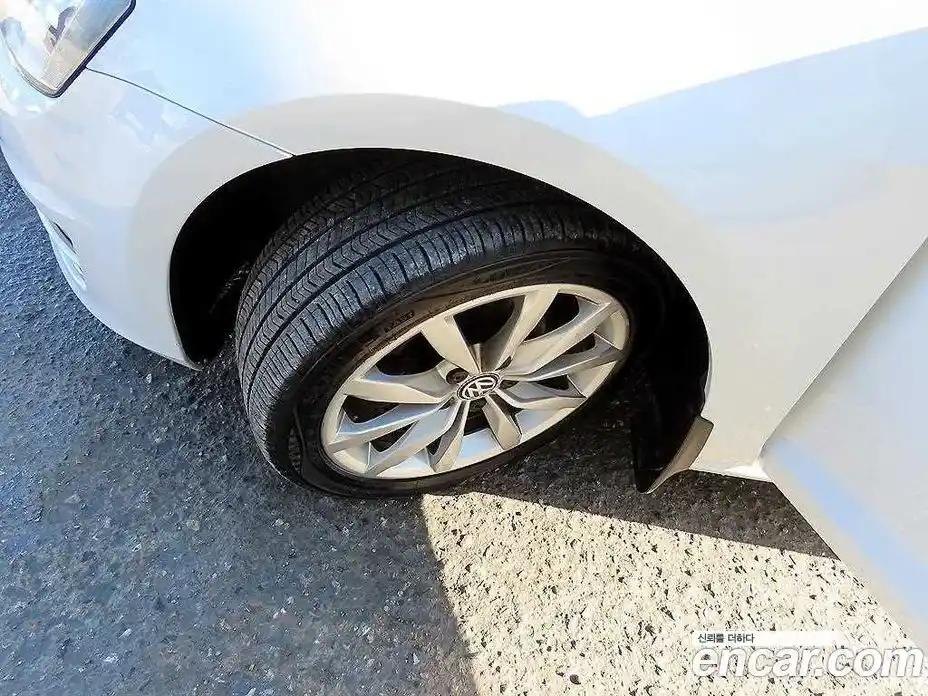 Volkswagen Golf 2015 1.6 Автомат в Москве № 215332, фото 20