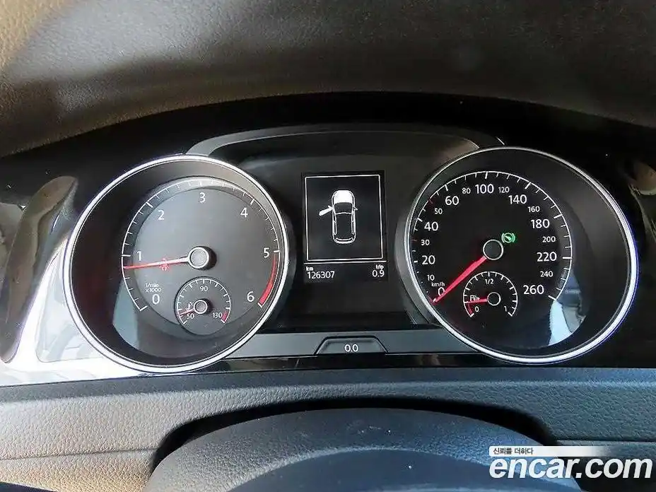 Volkswagen Golf 2015 1.6 Автомат в Москве № 215332, фото 9