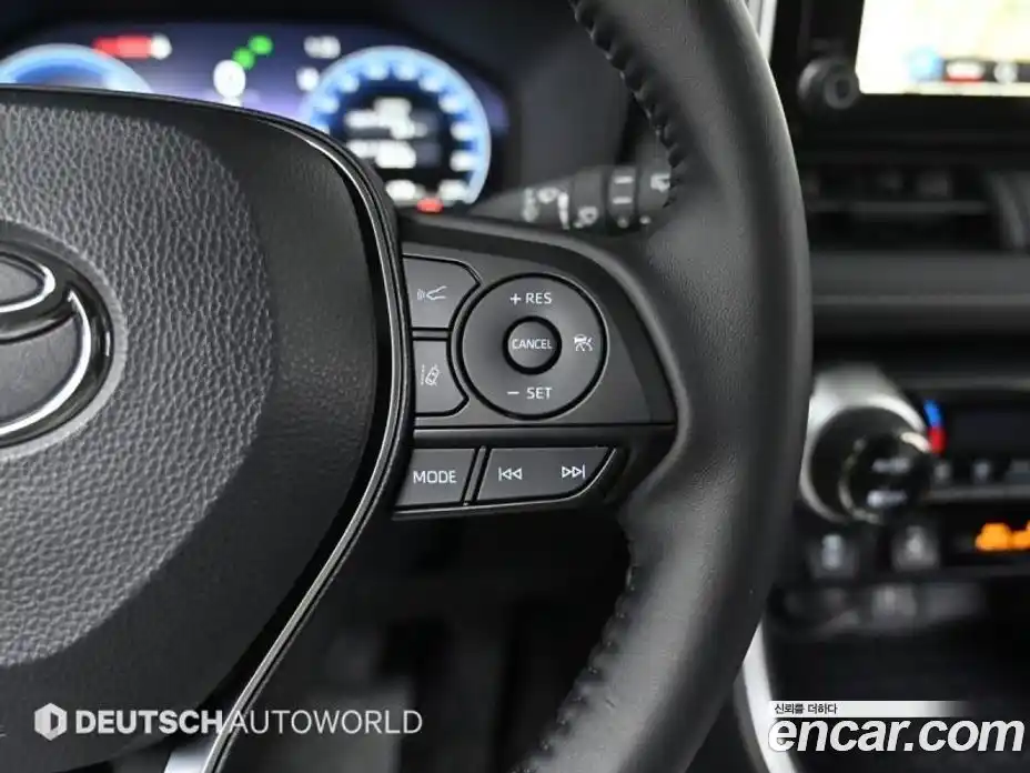 Toyota RAV4 2025 2.5 Автомат в Москве № 215612, фото 18