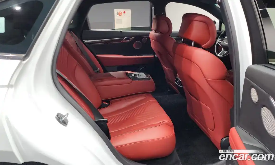 Genesis G80 2024 2.5 Автомат в Москве № 21695, фото 12