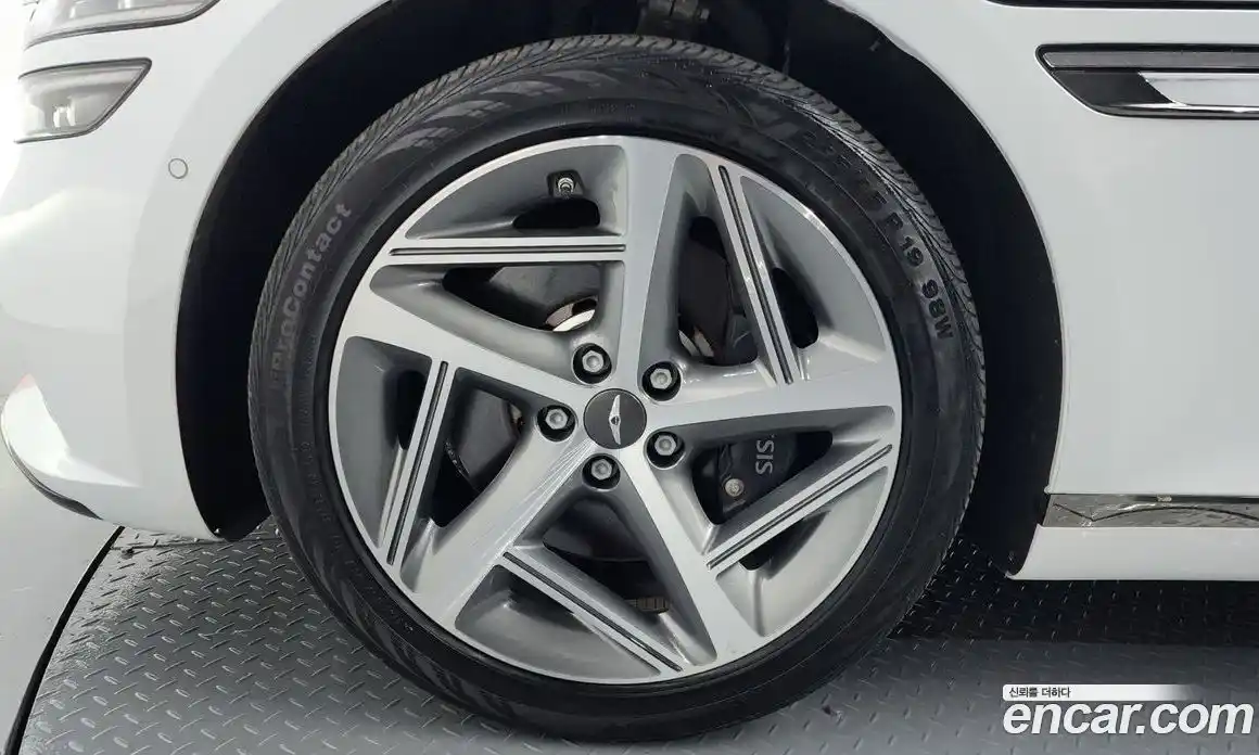 Genesis G80 2024 2.5 Автомат в Москве № 21695, фото 5