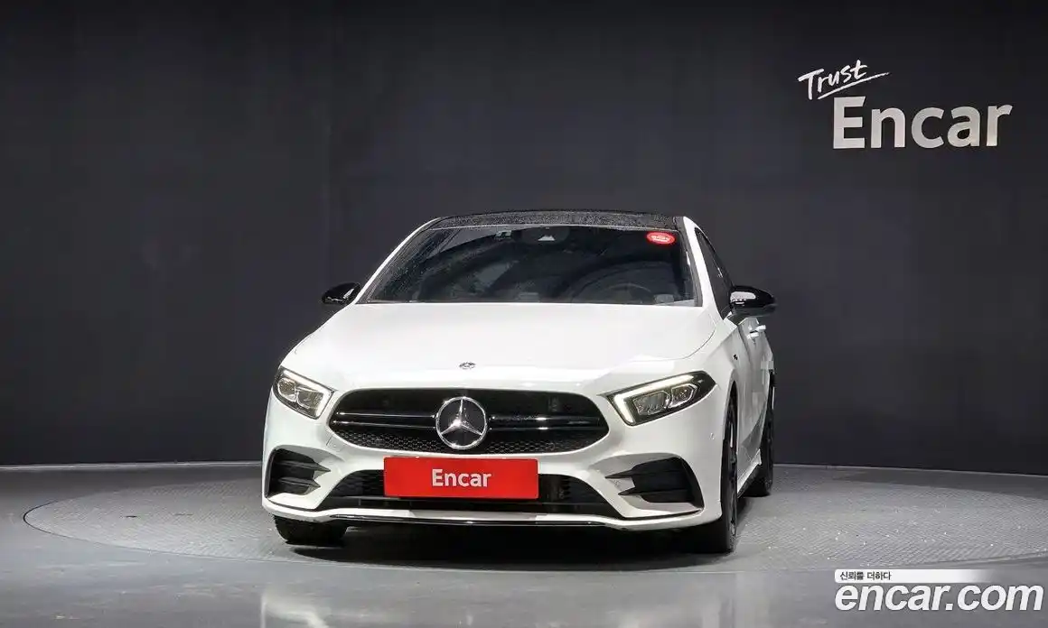 Mercedes-Benz A-Class 2023 2.0 Автомат в Москве № 218332, фото 15