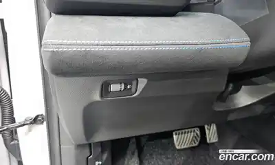 Renault Grand Koleos 2025 1.5 Автомат в Москве № 220037, миниатюра 9