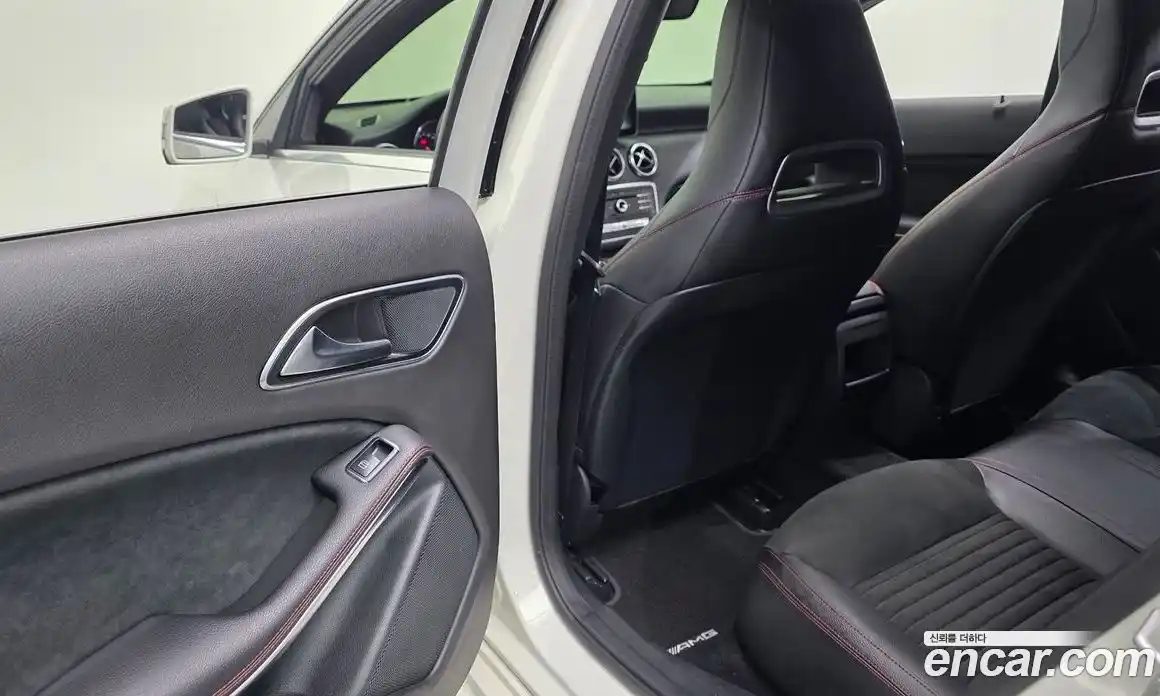 Mercedes-Benz A-Class 2018 1.6 Автомат в Москве № 220743, фото 18