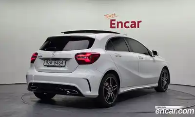 Mercedes-Benz A-Class 2018 1.6 Автомат в Москве № 220743, миниатюра 2