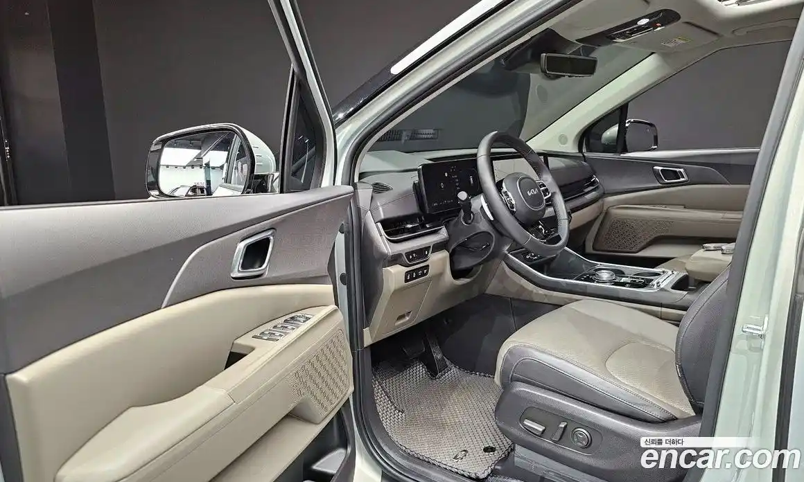 Kia Canival 2024 1.6 Автомат в Москве № 22243, фото 11