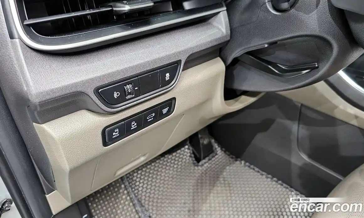 Kia Canival 2024 1.6 Автомат в Москве № 22243, фото 16