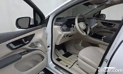 Mercedes-Benz EQS 2023 0.3 Автомат в Москве № 223261, миниатюра 10