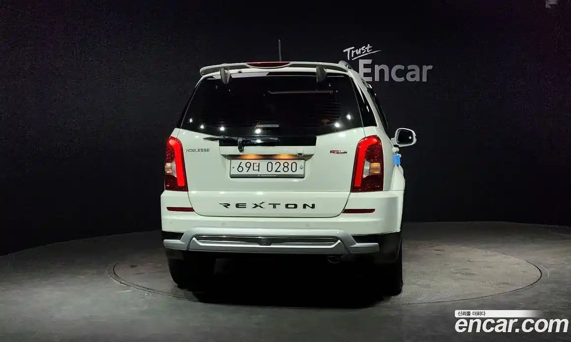 SsangYong Rexton 2016 2.2 Автомат в Москве № 225778, фото 17